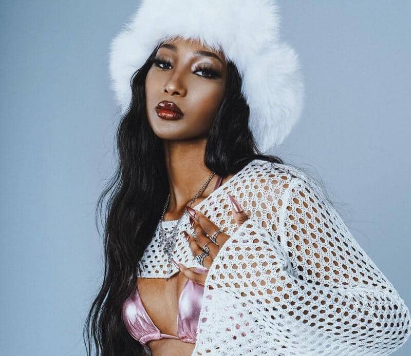 Moon Tallest Female Kpop Idols In 2025