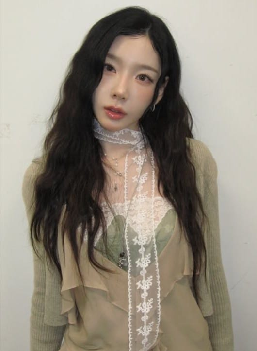 Taeyeon (Girls' Generation) 