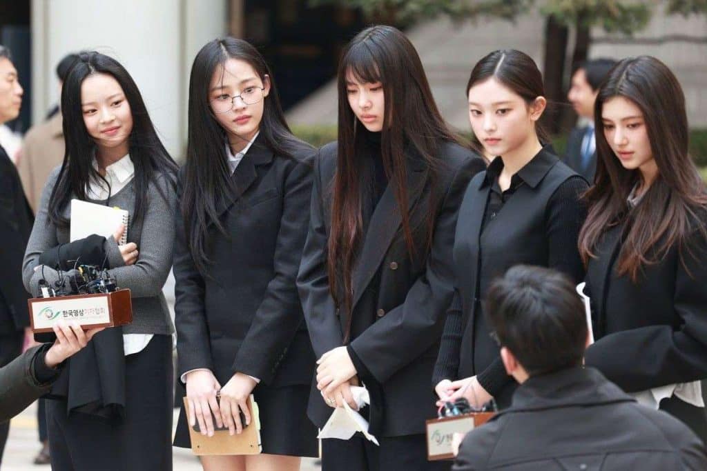 The Contract Dispute and Hiatus 