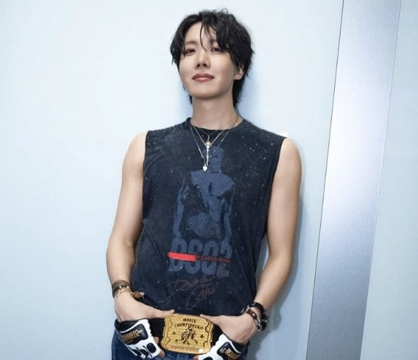 J-Hope – Main Dance, Sub Rapper J-Hope – Main Dance, Sub Rapper