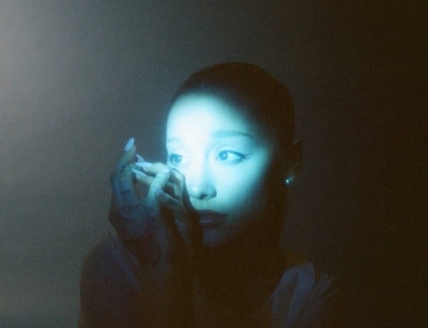 Famous Singer Ariana Grande Famous Singer Ariana Grande