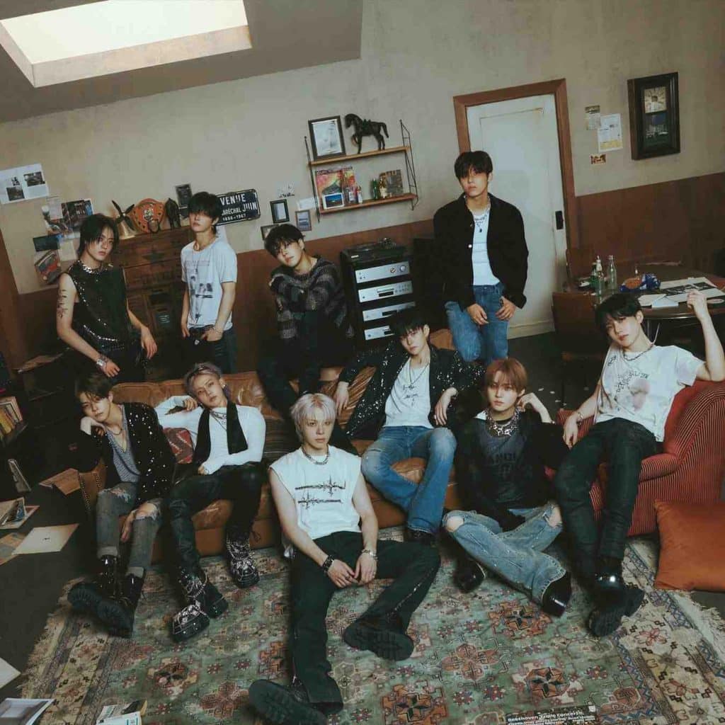 SEVENTEEN 